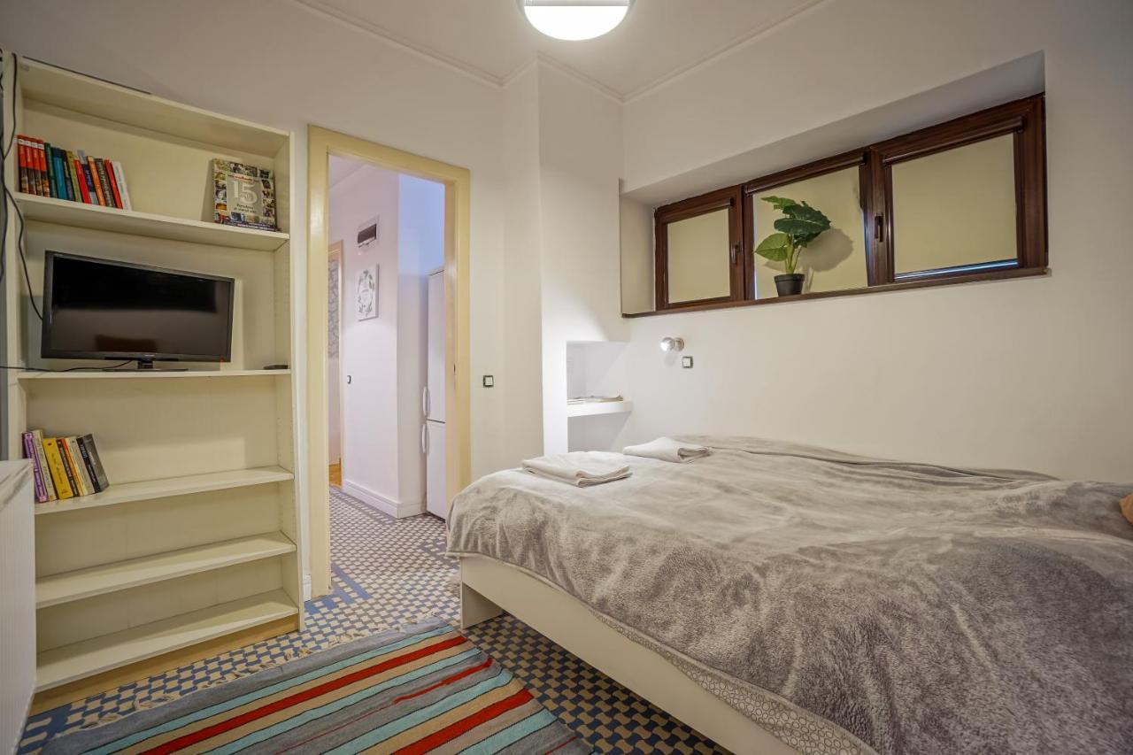 Victoriei Blue Apartment Bucharest Exterior photo